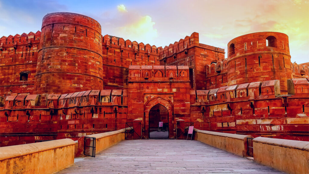 india-agra-fort-rstourism-guide-hotels