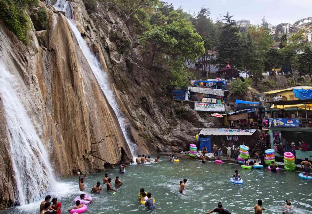 mussoorie-kempty-falls-rsindia-tour-packages