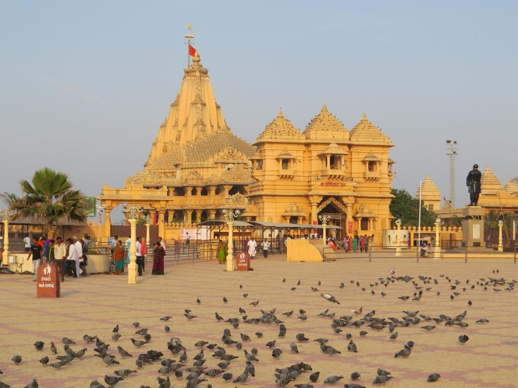 rsindia-tourism-shri–gir-somnath-jyotirlinga-temple-gujarat