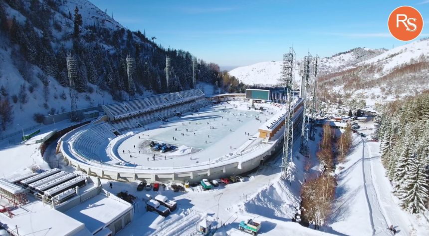 Me­deu-Skating-Rink-and-Ski-Resort.